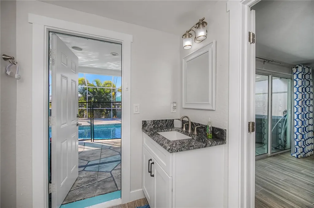 121 Sinclair Street SE Port Charlotte FL 33952