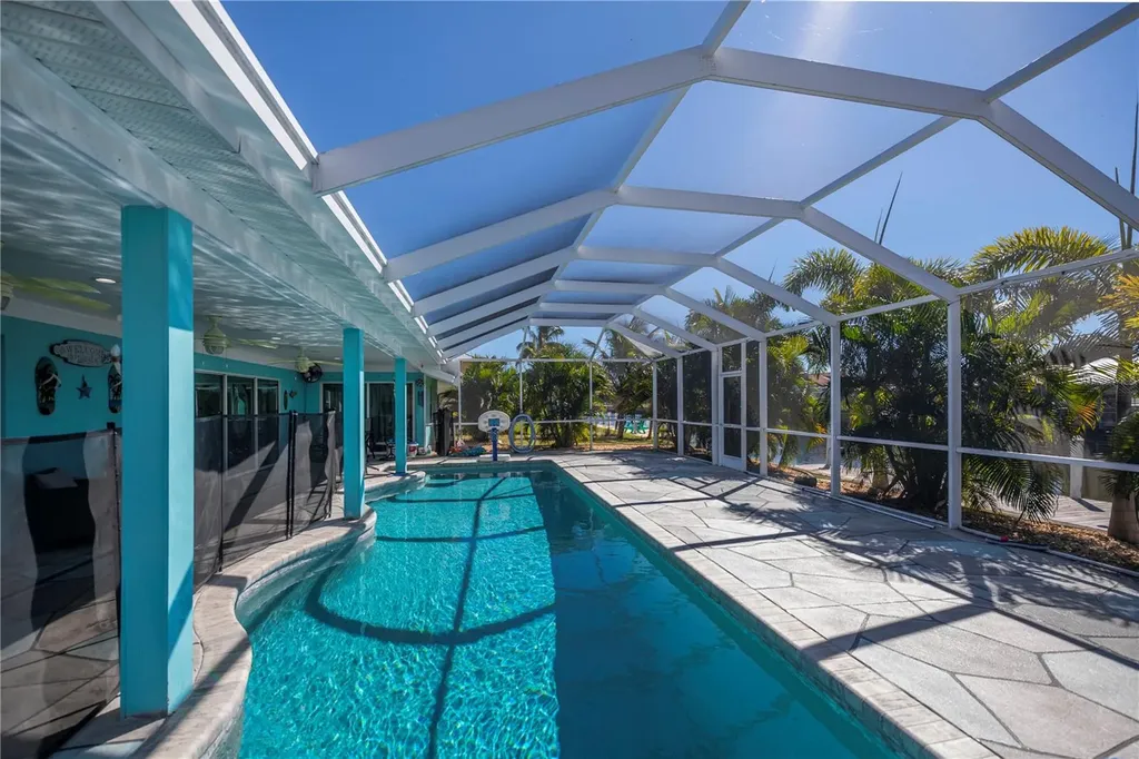 121 Sinclair Street SE Port Charlotte FL 33952