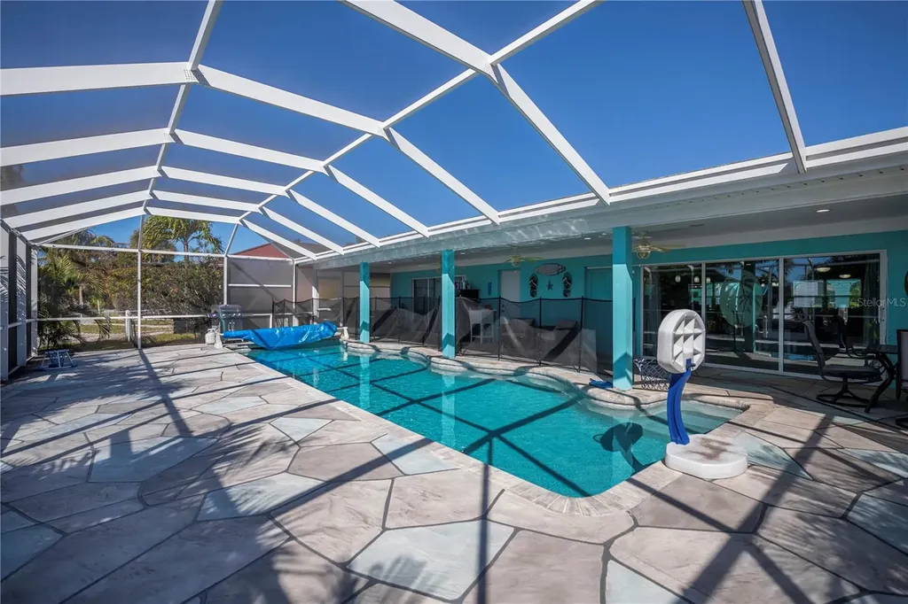 121 Sinclair Street SE Port Charlotte FL 33952
