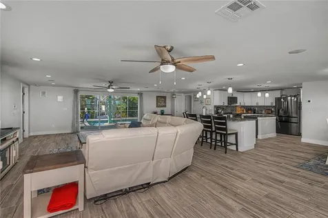 121 Sinclair Street SE Port Charlotte FL 33952
