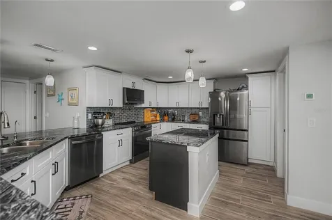 121 Sinclair Street SE Port Charlotte FL 33952