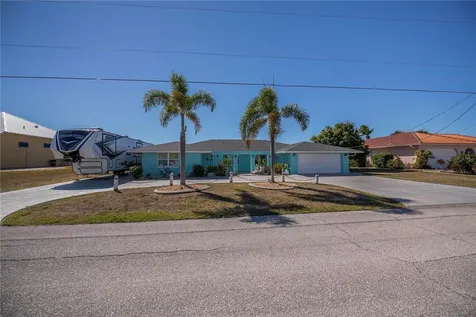 121 Sinclair Street SE Port Charlotte FL 33952