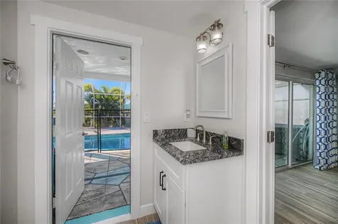 121 Sinclair Street SE Port Charlotte FL 33952