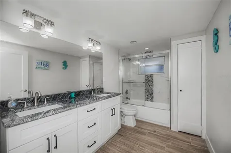 121 Sinclair Street SE Port Charlotte FL 33952