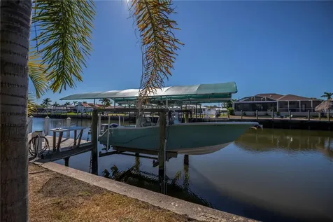 121 Sinclair Street SE Port Charlotte FL 33952