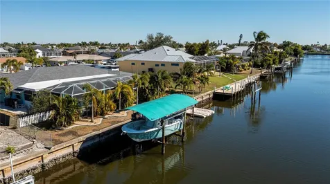 121 Sinclair Street SE Port Charlotte FL 33952