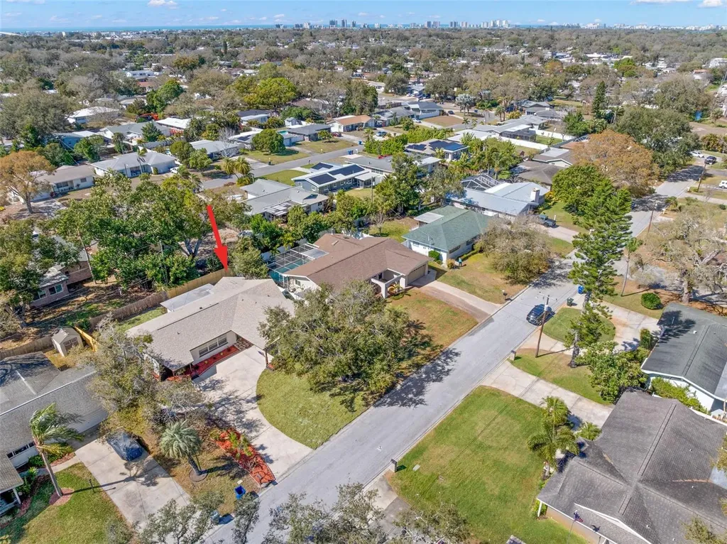 650 Pinecrest Drive Largo FL 33770
