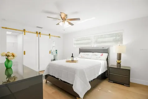 650 Pinecrest Drive Largo FL 33770