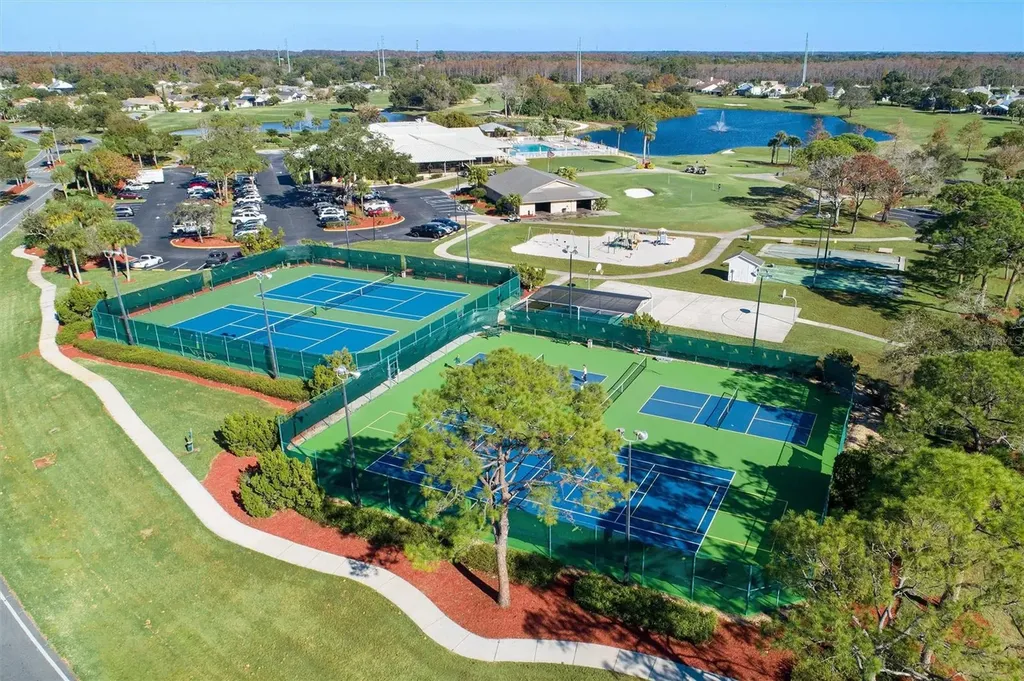 3463 Clear Stream Drive Orlando FL 32822