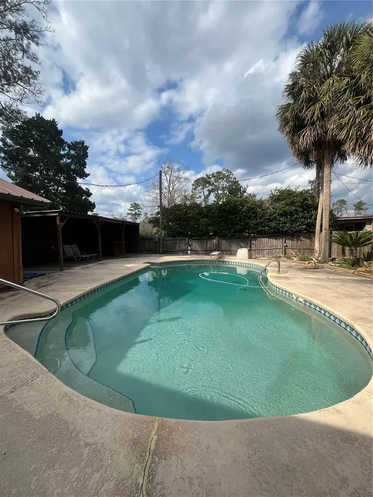 1161 SW Lake Montgomery Avenue Lake City FL 32025