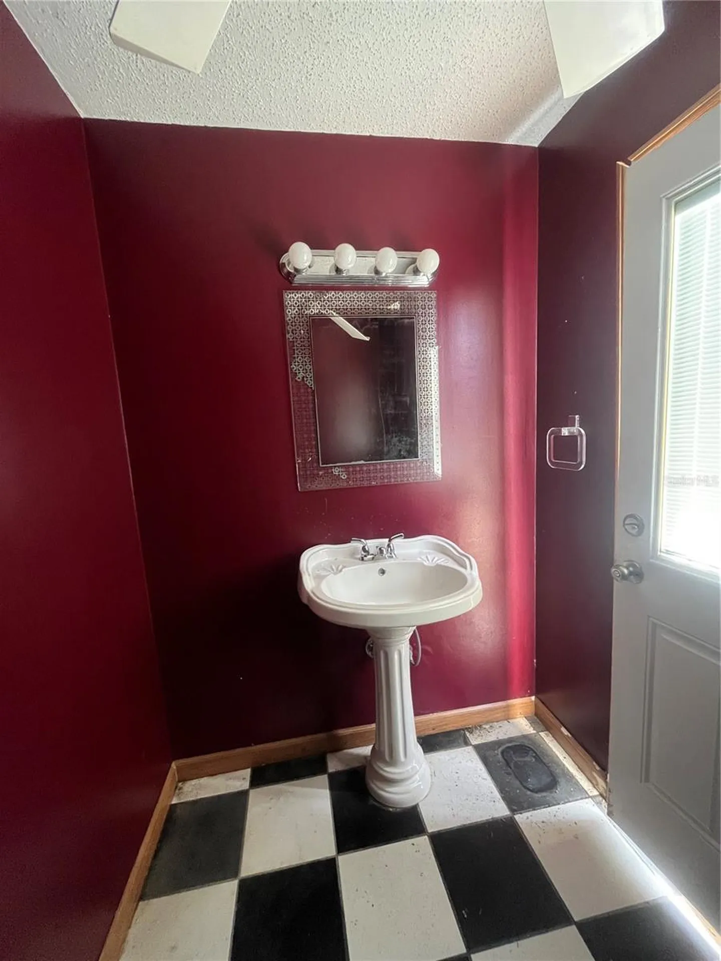 1161 SW Lake Montgomery Avenue Lake City FL 32025
