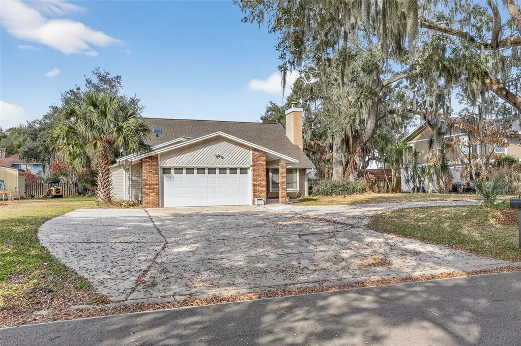 1595 Shady Oak Drive Kissimmee FL 34744