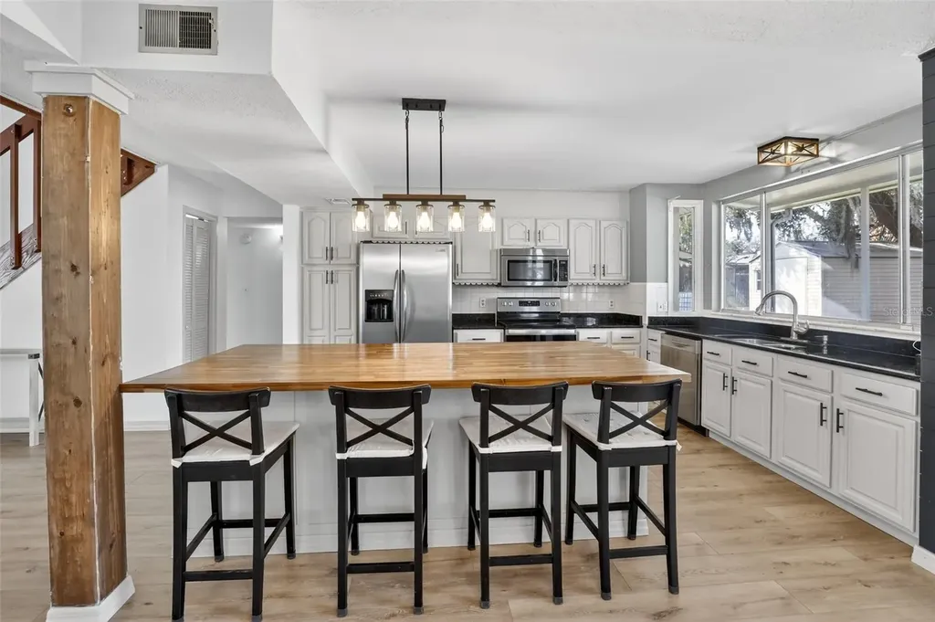 1595 Shady Oak Drive Kissimmee FL 34744