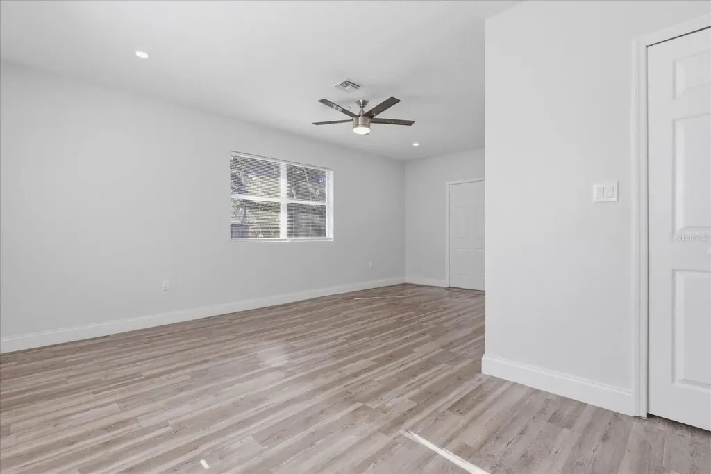 6804 N 47th Street Tampa FL 33610