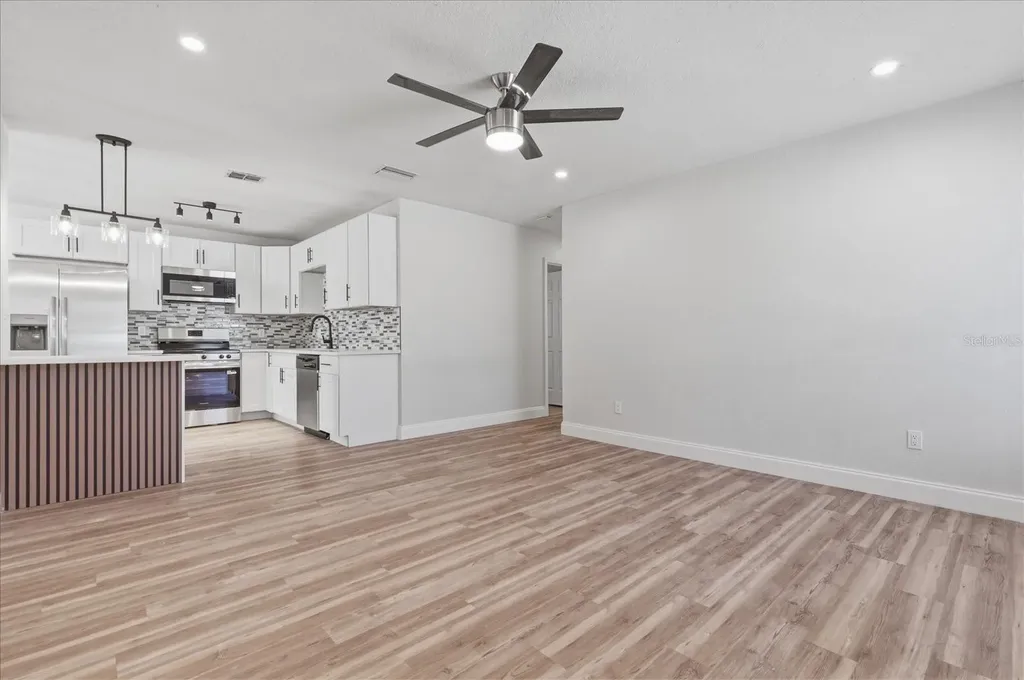 6804 N 47th Street Tampa FL 33610