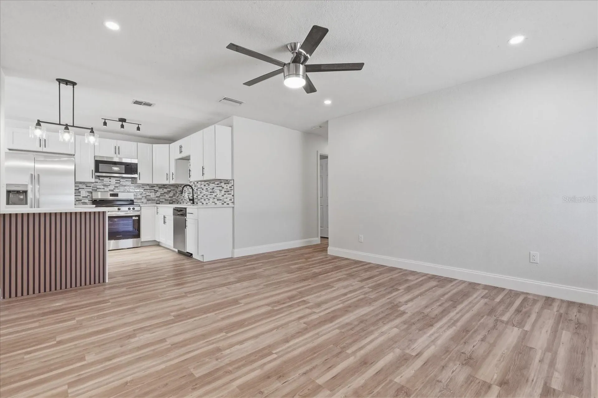 6804 N 47th Street Tampa FL 33610