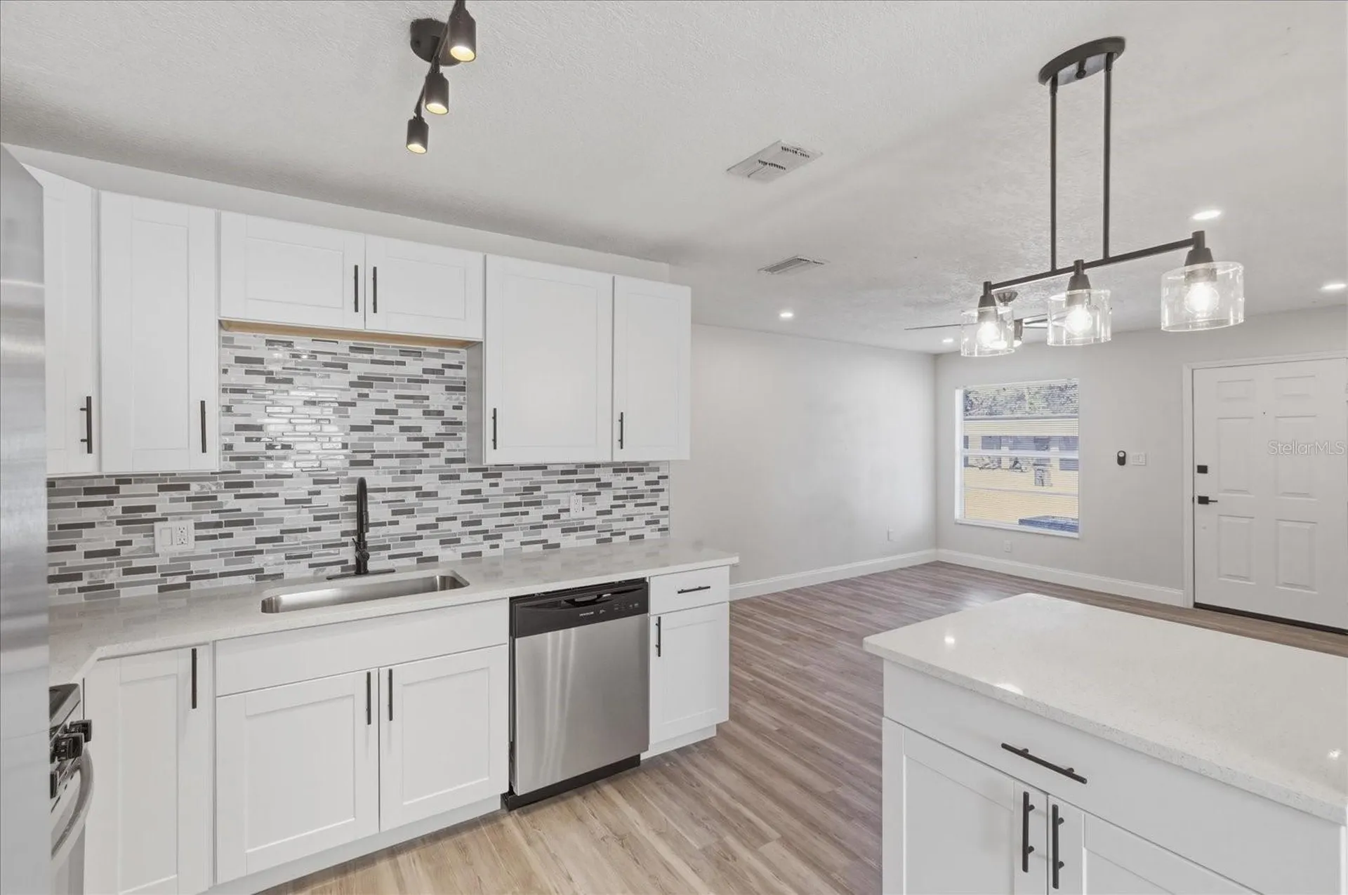 6804 N 47th Street Tampa FL 33610
