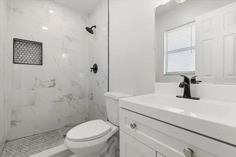 6804 N 47th Street Tampa FL 33610