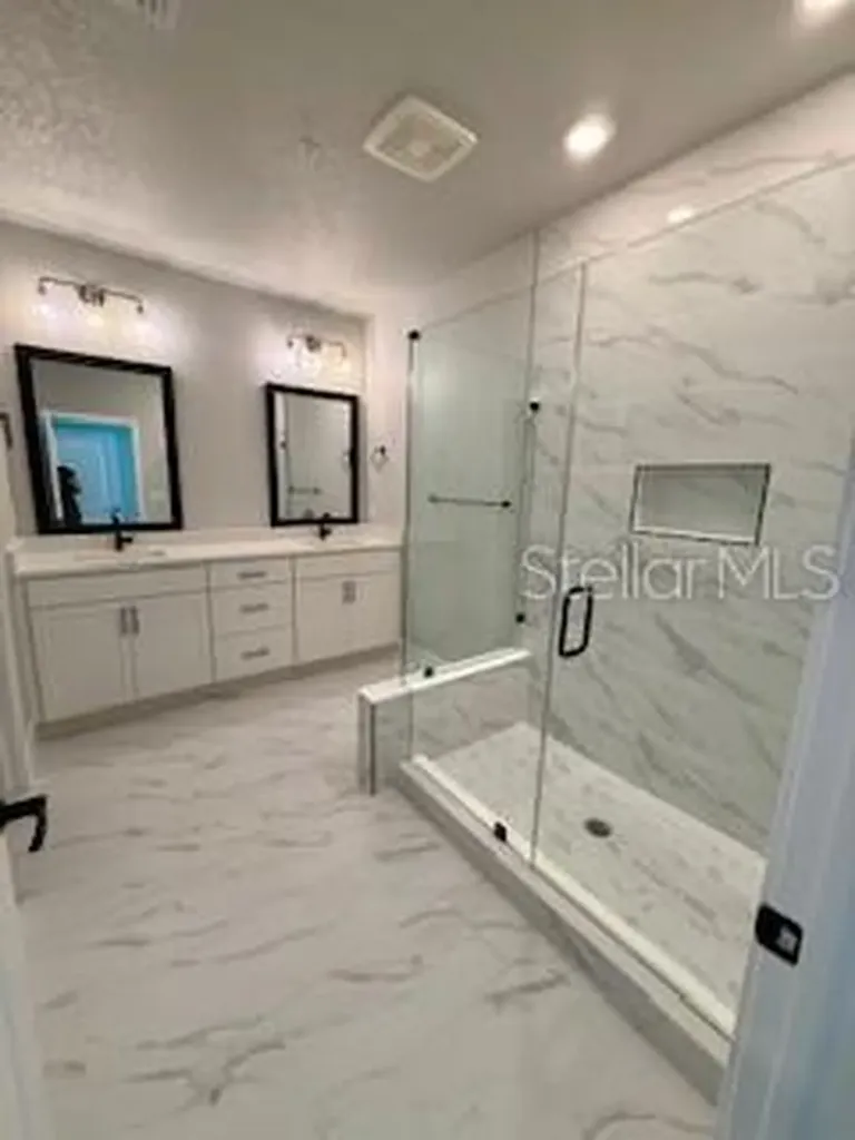 3137 4th Terrace N St Petersburg FL 33713