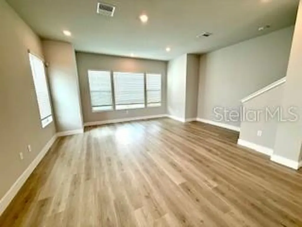 3137 4th Terrace N St Petersburg FL 33713