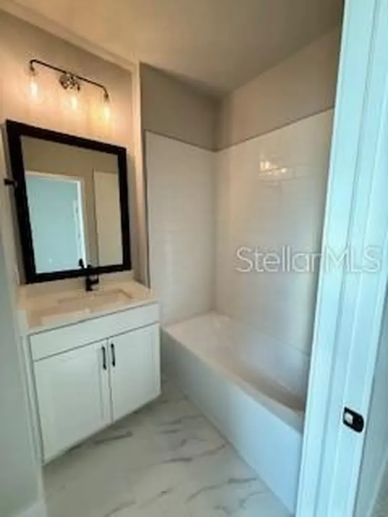 3137 4th Terrace N St Petersburg FL 33713