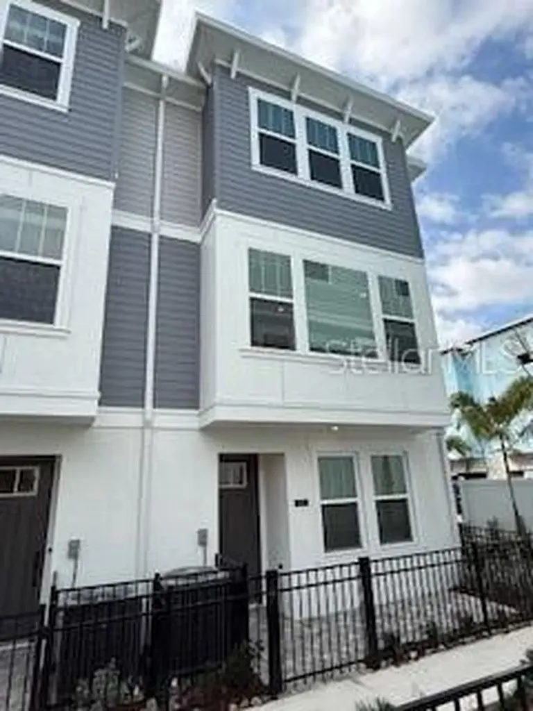 3137 4th Terrace N St Petersburg FL 33713