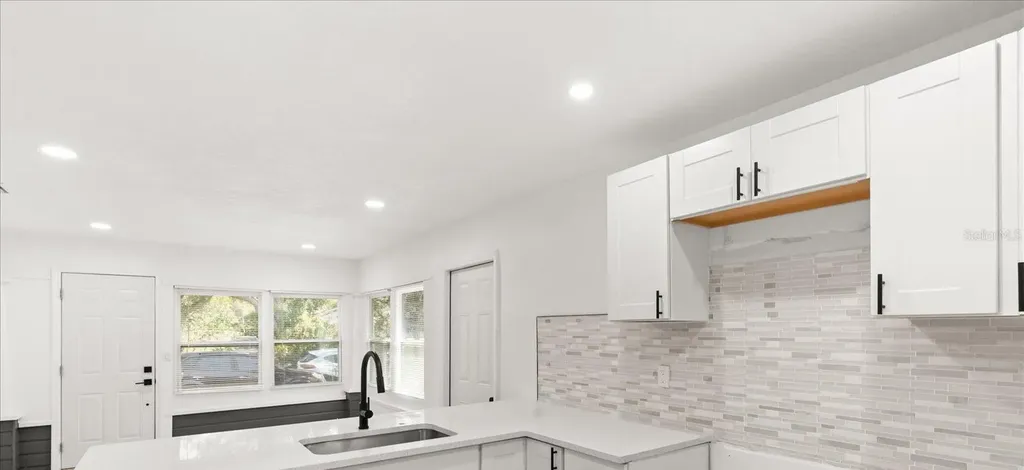 1759 43rd Street S St Petersburg FL 33711