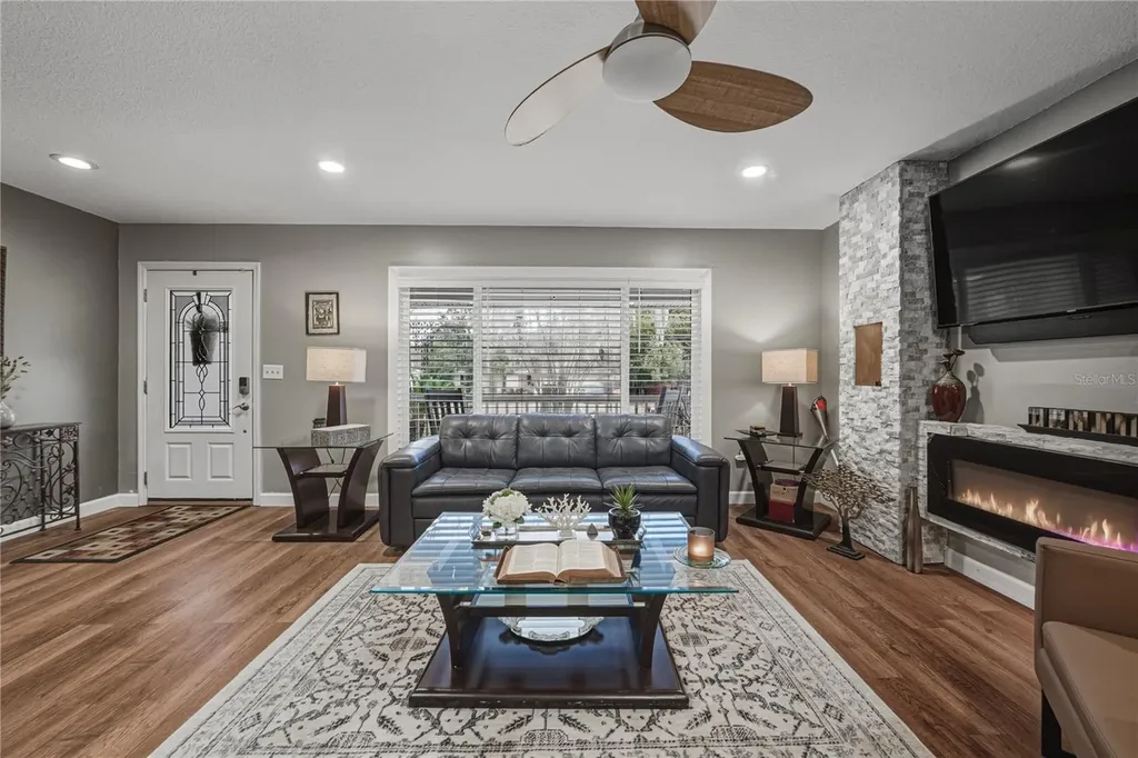 405 Lake Ned Road Winter Haven FL 33884