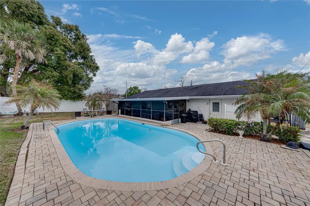 405 Lake Ned Road Winter Haven FL 33884