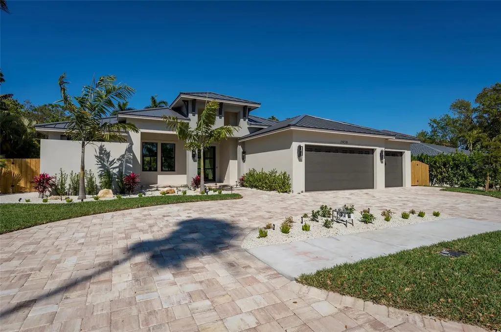 1959 Wisteria Street Sarasota FL 34239