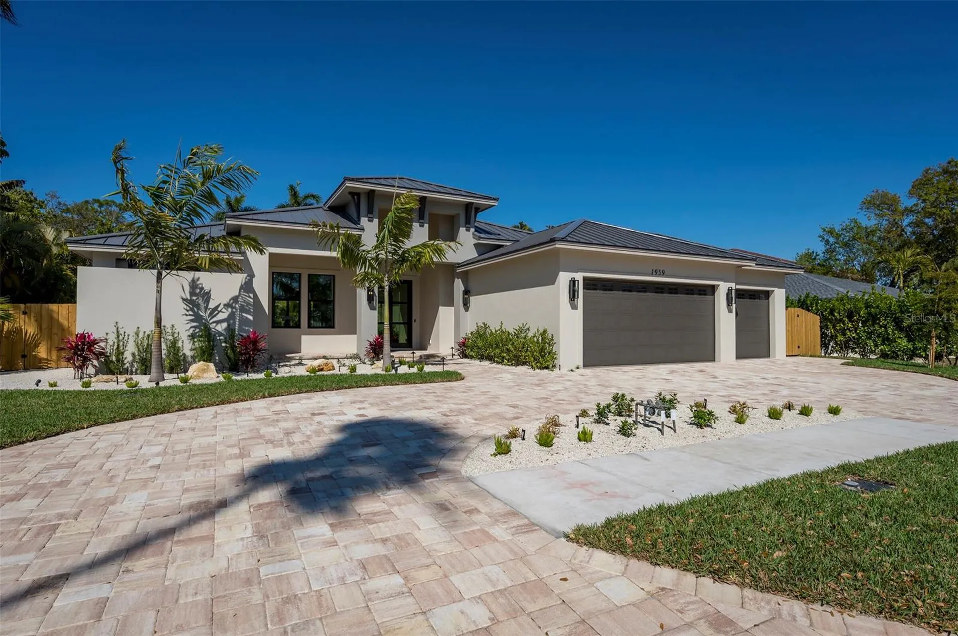 1959 Wisteria Street Sarasota FL 34239