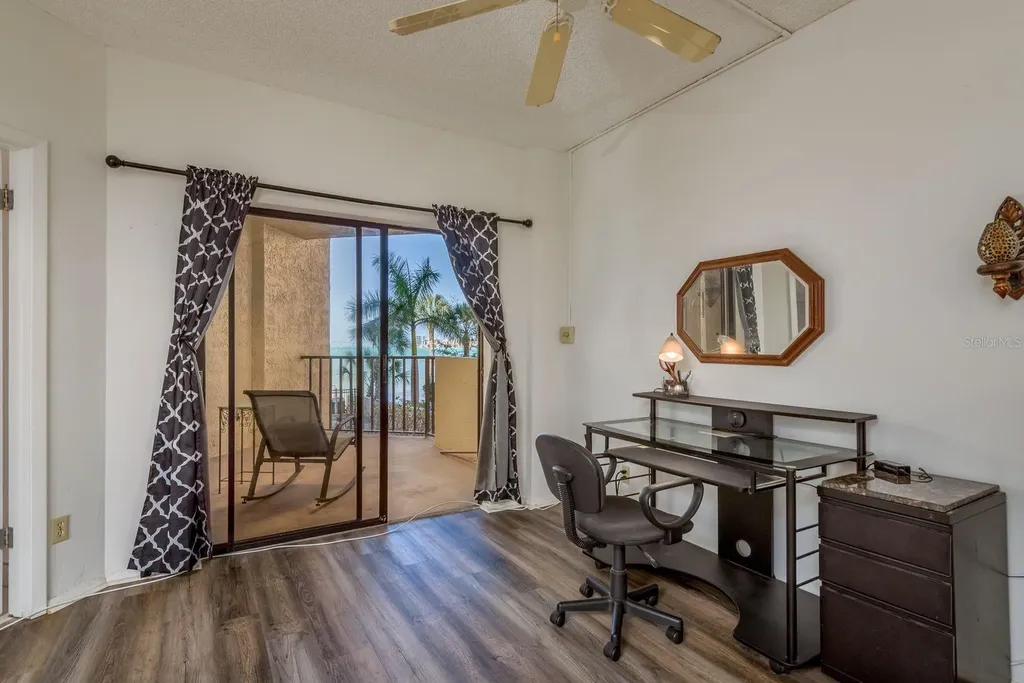 602 Lime Avenue Clearwater FL 33756
