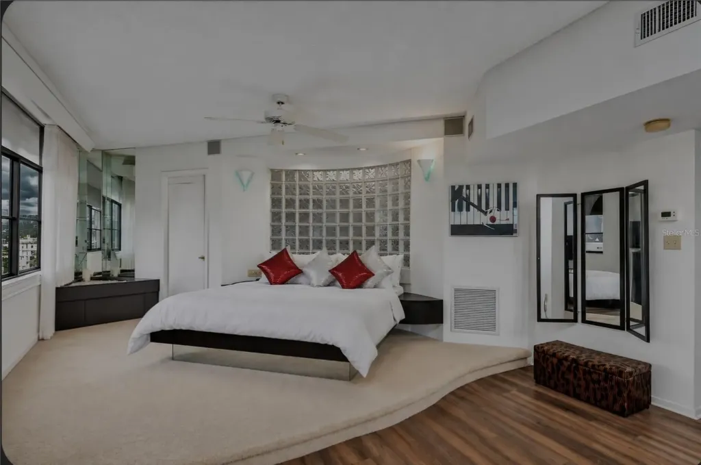 602 Lime Avenue Clearwater FL 33756