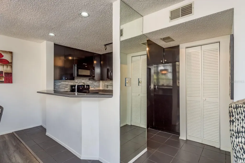 602 Lime Avenue Clearwater FL 33756