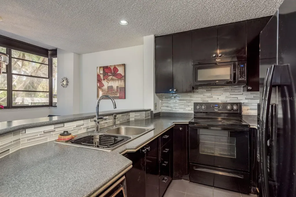 602 Lime Avenue Clearwater FL 33756