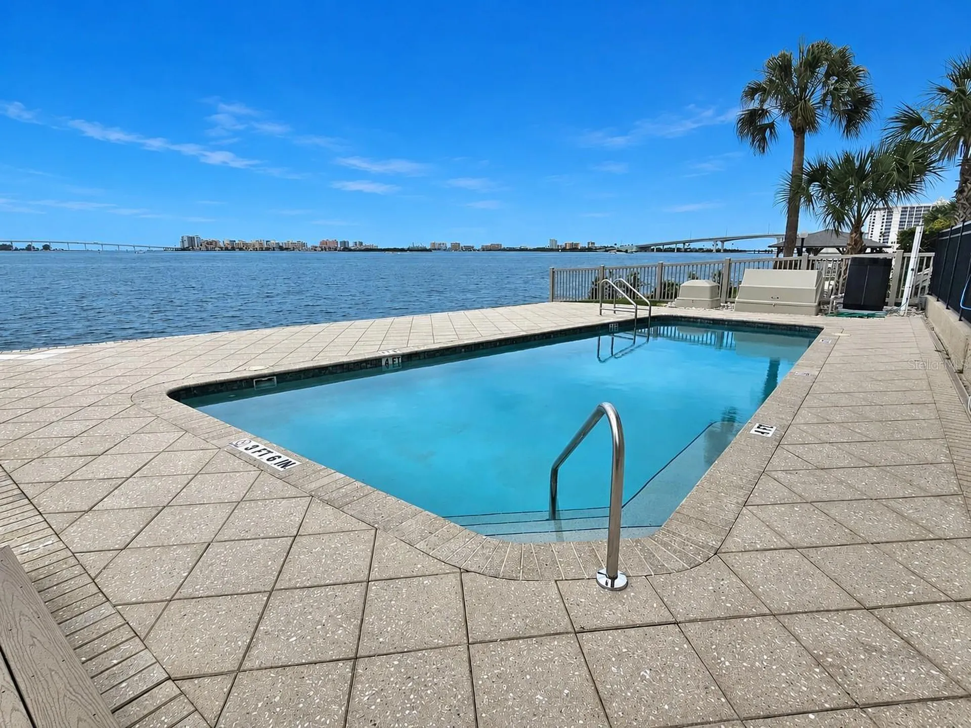 602 Lime Avenue Clearwater FL 33756