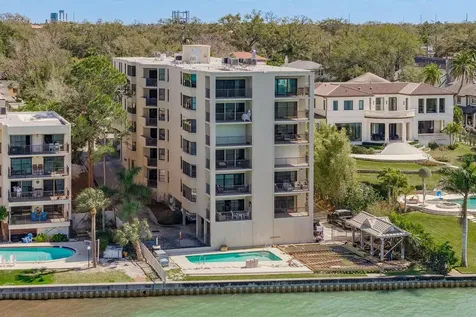 602 Lime Avenue Clearwater FL 33756