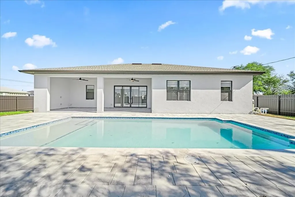 18 NE 11th Lane Cape Coral FL 33909