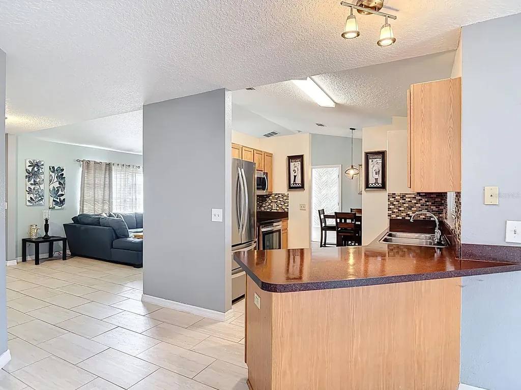 674 Gainsboro Street Deltona FL 32725