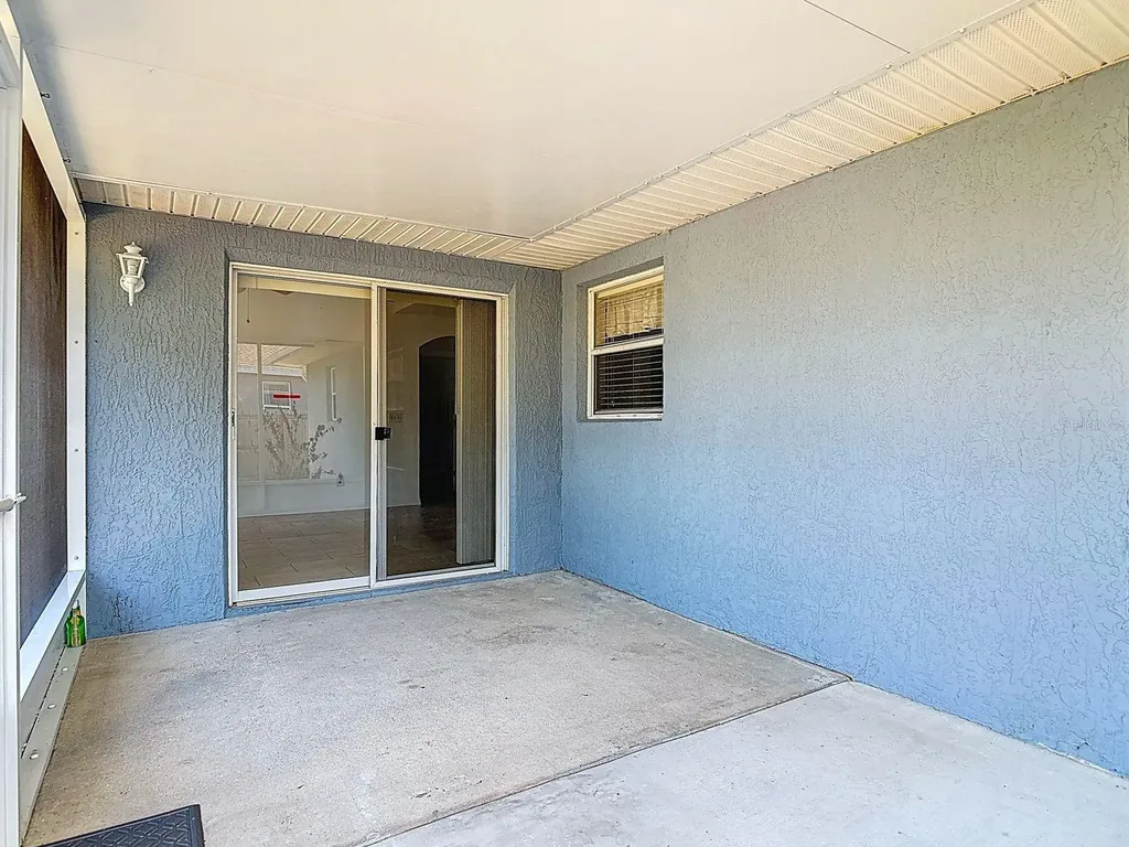 674 Gainsboro Street Deltona FL 32725