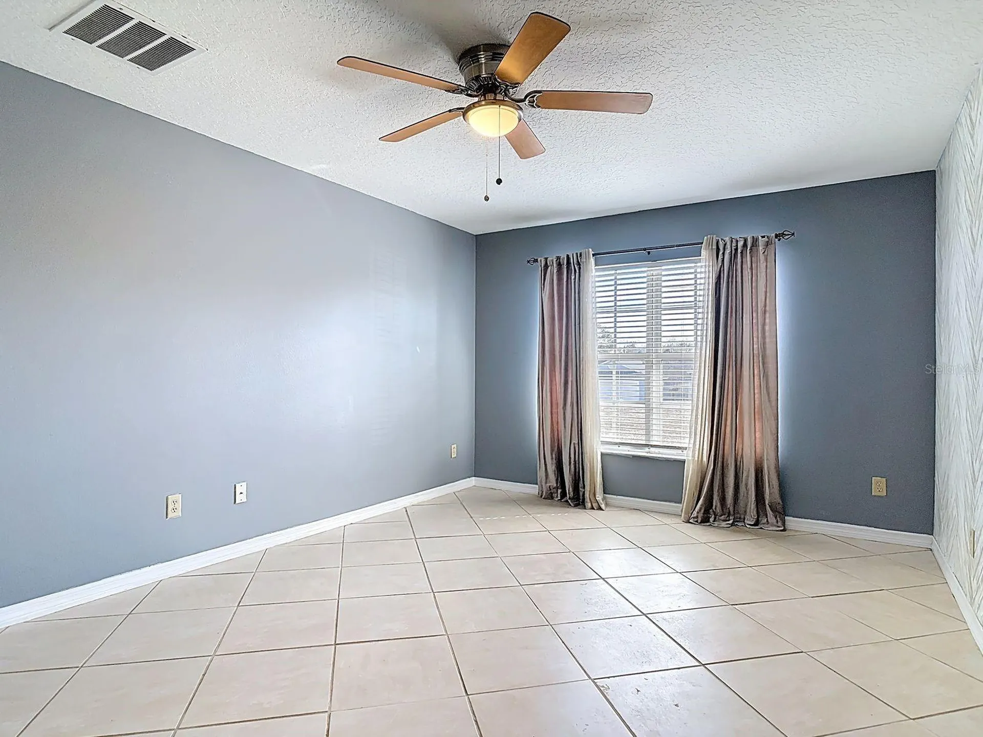 674 Gainsboro Street Deltona FL 32725