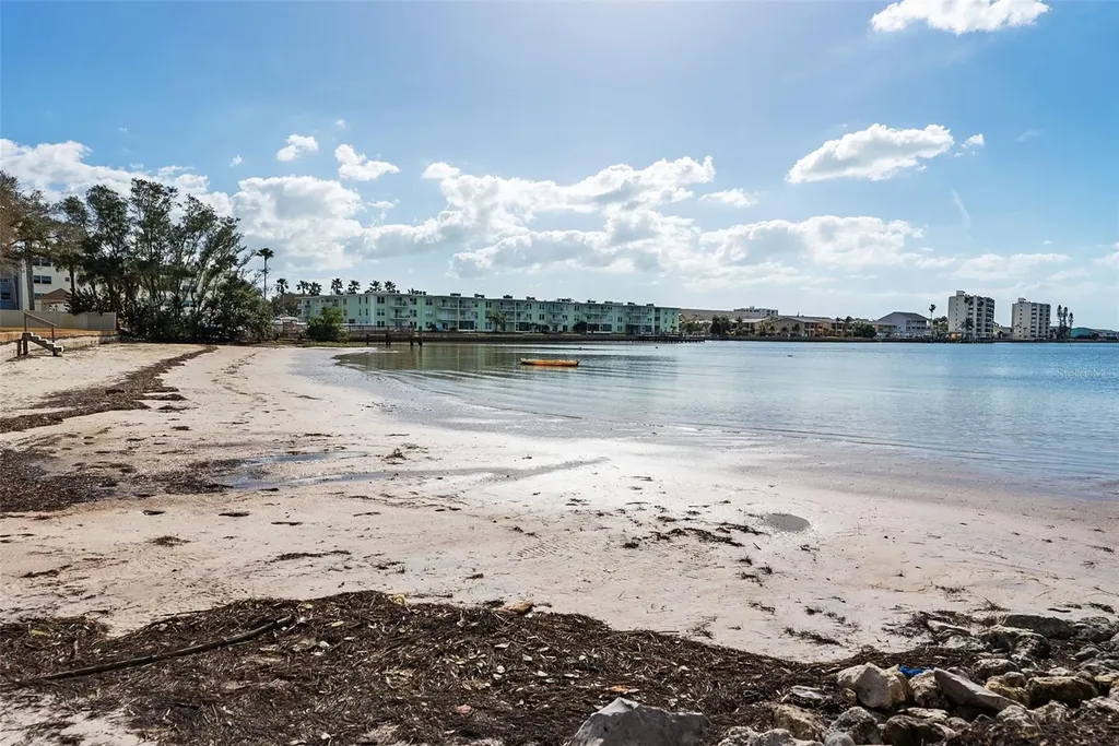 2700 Bayshore Boulevard Dunedin FL 34698