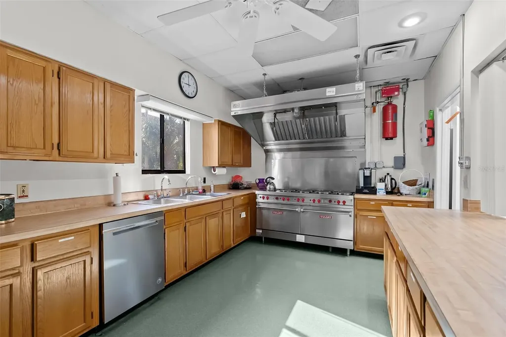 2700 Bayshore Boulevard Dunedin FL 34698