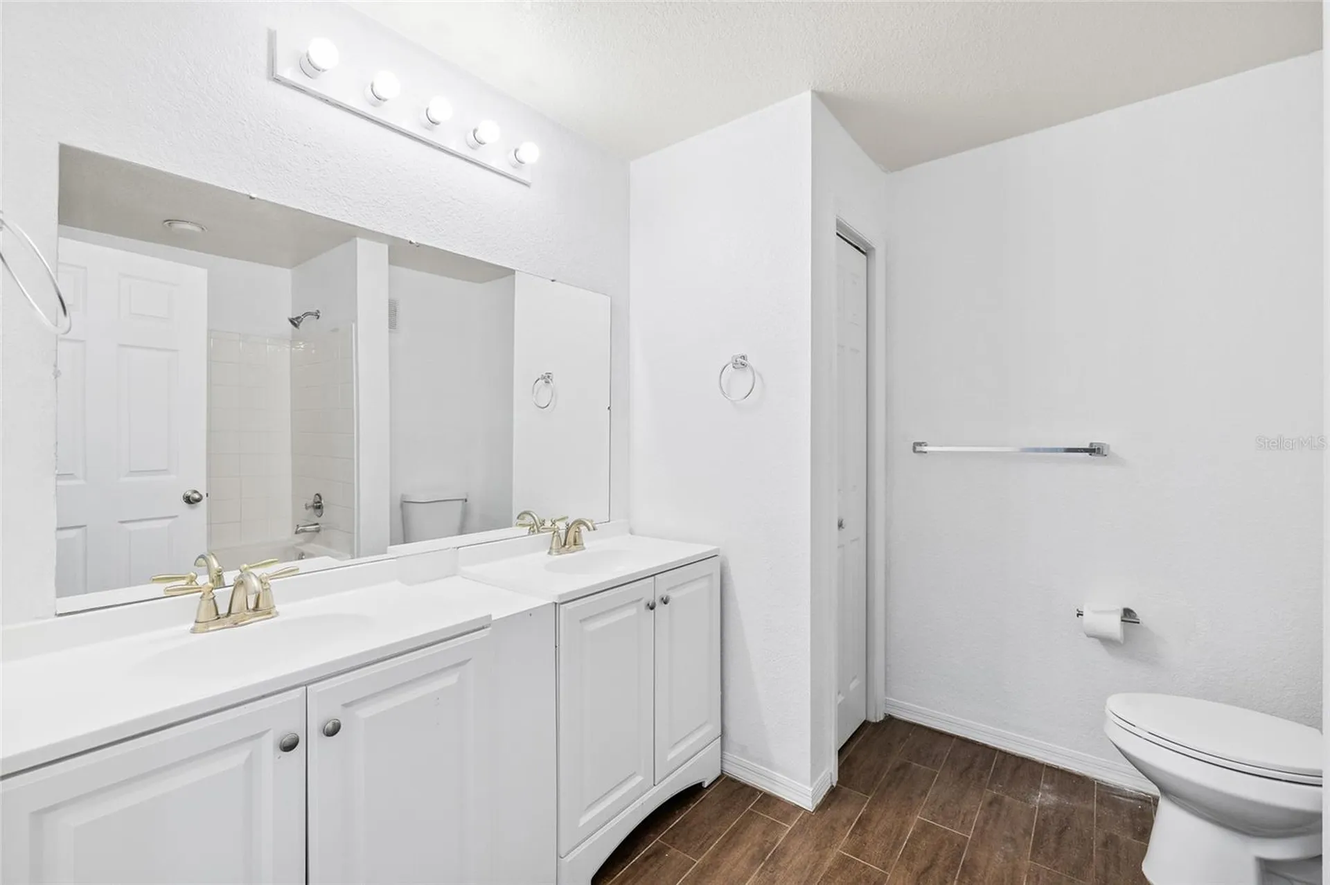 18001 Richmond Place Drive Tampa FL 33647