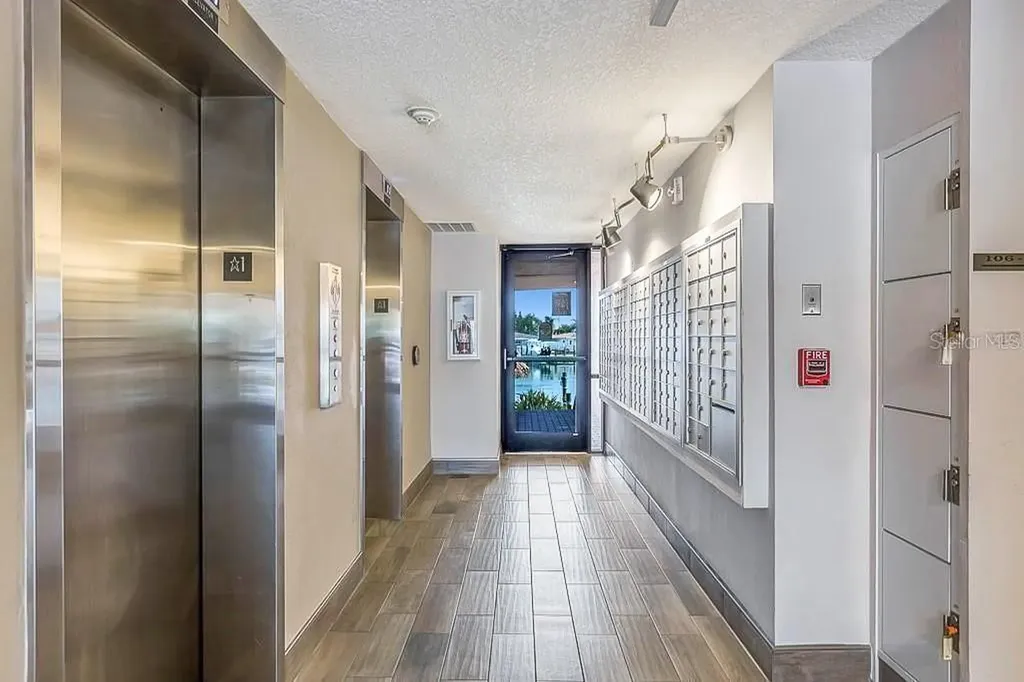 51 Island Way Clearwater Beach FL 33767