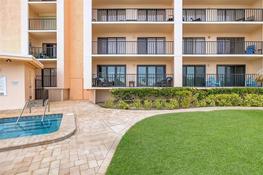 51 Island Way Clearwater Beach FL 33767