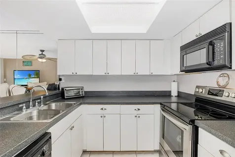 51 Island Way Clearwater Beach FL 33767