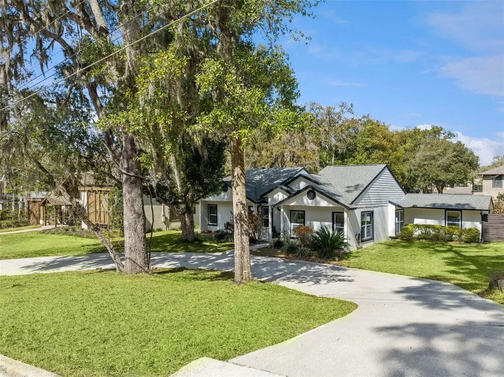 407 Forest Road Mount Dora FL 32757