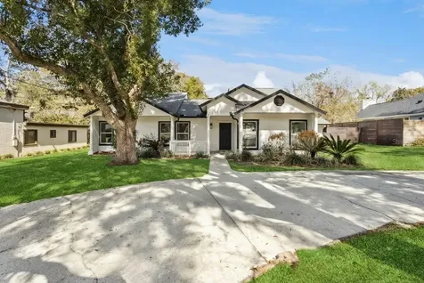 407 Forest Road Mount Dora FL 32757
