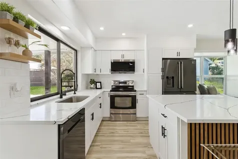 407 Forest Road Mount Dora FL 32757